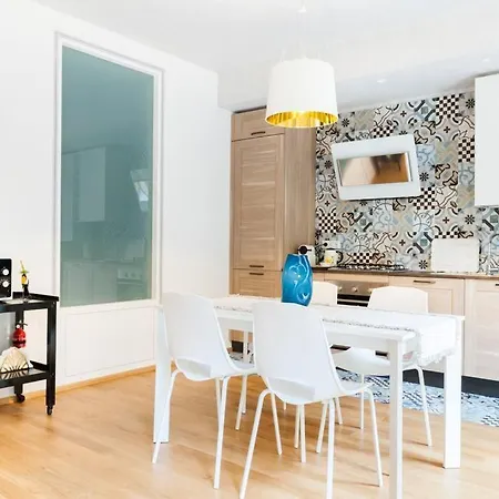 Azeglio63bologna - La Terrazza Apartmán *